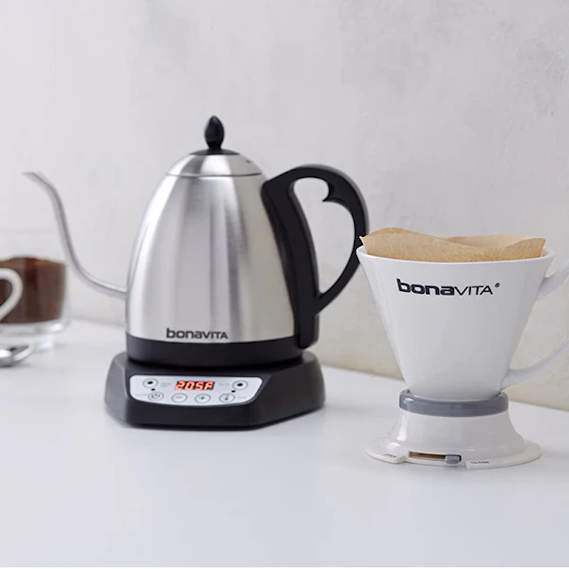 Bonavita 1L Variable Temperature Stovetop Kettle Staged View