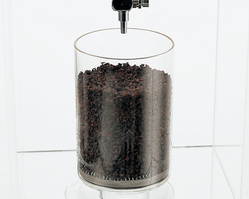 Hario Water Dripper [WDC-6] Coffee Beans Close View